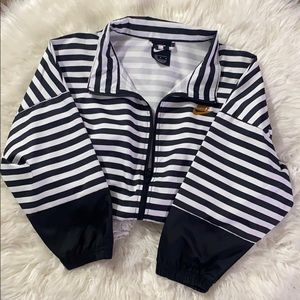 Nike windbreaker (NEW!)